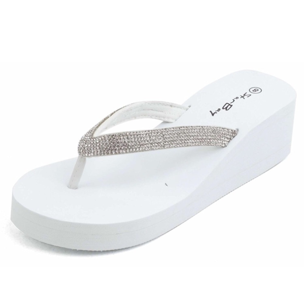 NWOT Rhinestone White Wedge Flipflops